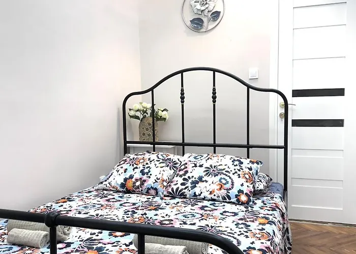 V1 Riverfront 2 Bdrm Apartament Budapeszt