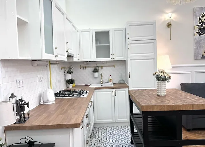 V1 Riverfront 2 Bdrm * 부다페스트