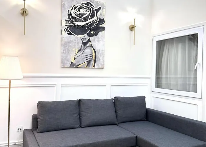 아파트 V1 Riverfront 2 Bdrm *