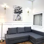 Appartement V1 Riverfront 2 Bdrm *